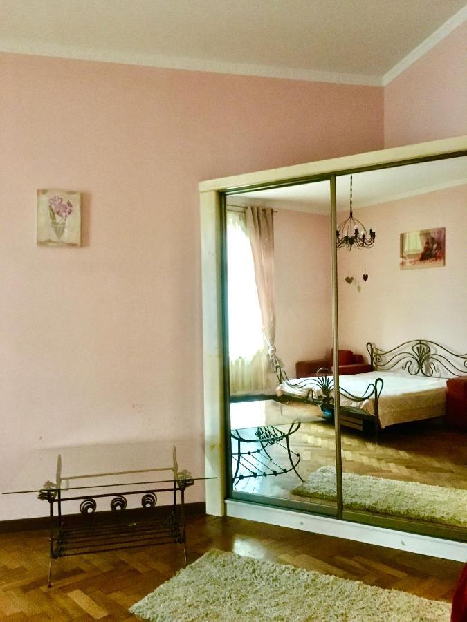 Lviv'S Prospekt Shevchenka Apartments Екстериор снимка