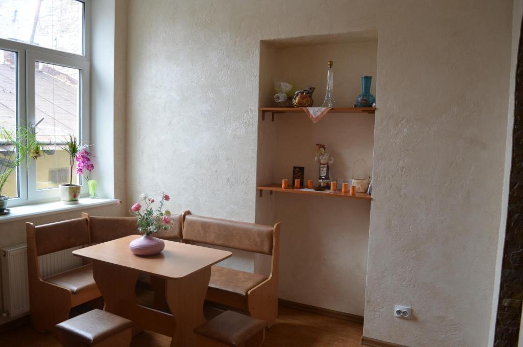 Lviv'S Prospekt Shevchenka Apartments Стая снимка