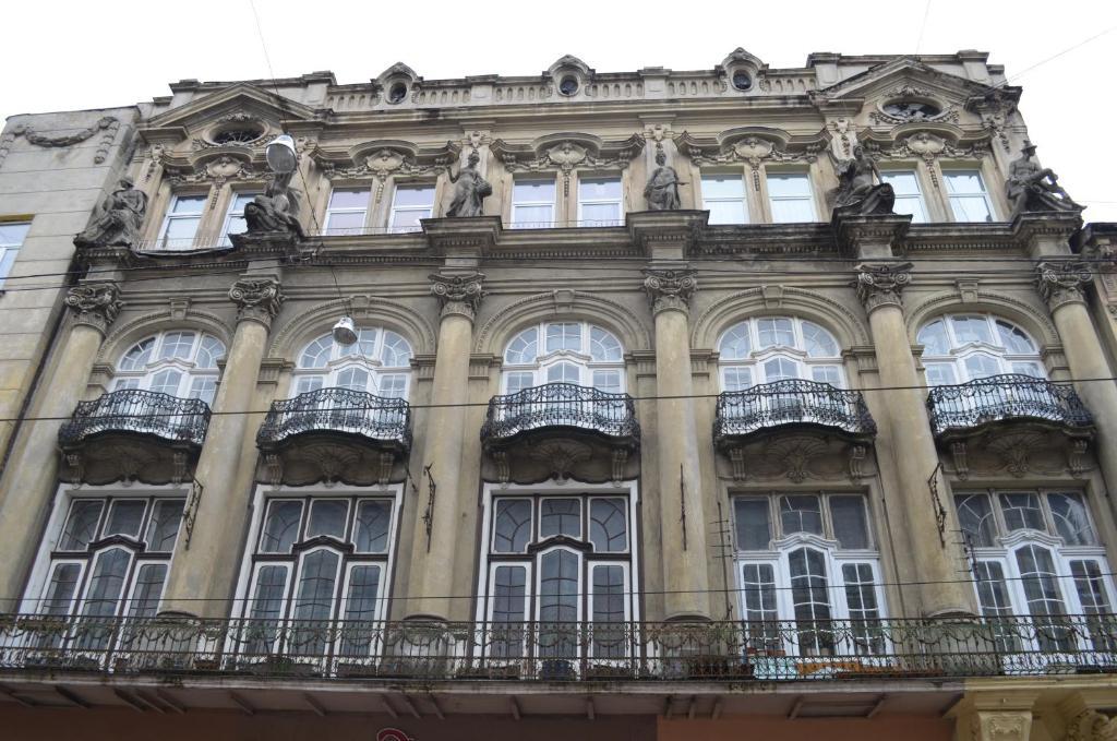 Lviv'S Prospekt Shevchenka Apartments Стая снимка